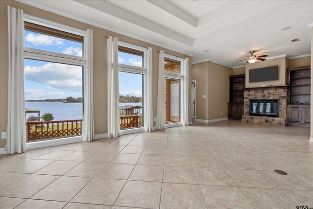 341 Lakeview Drive, Grapeland, TX 75844