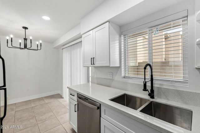 3526 W DUNLAP Avenue 146, Phoenix, AZ 85051