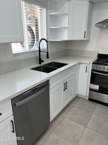 3526 W DUNLAP Avenue 146, Phoenix, AZ 85051