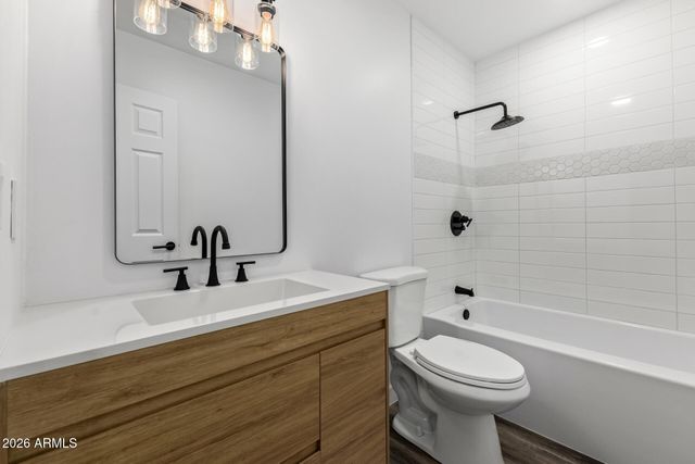 3526 W DUNLAP Avenue 146, Phoenix, AZ 85051