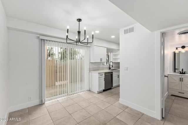 3526 W DUNLAP Avenue 146, Phoenix, AZ 85051