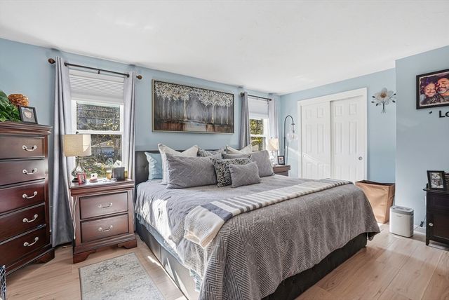 152 S Main Street 152, Uxbridge, MA 01569