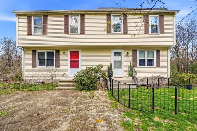 152 S Main Street 152, Uxbridge, MA 01569