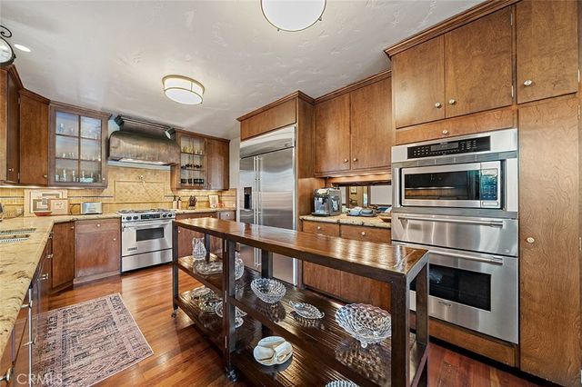 2285 E Orange Grove, Pasadena, CA 91104