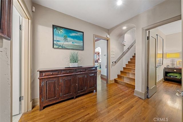 2285 E Orange Grove, Pasadena, CA 91104