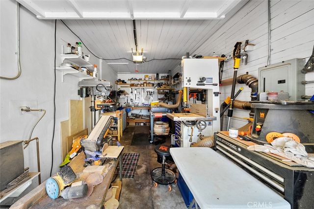 2285 E Orange Grove, Pasadena, CA 91104