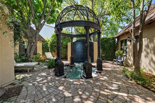 2285 E Orange Grove, Pasadena, CA 91104