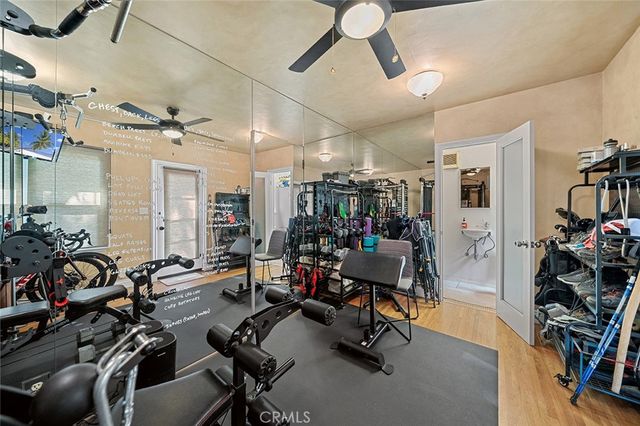 2285 E Orange Grove, Pasadena, CA 91104