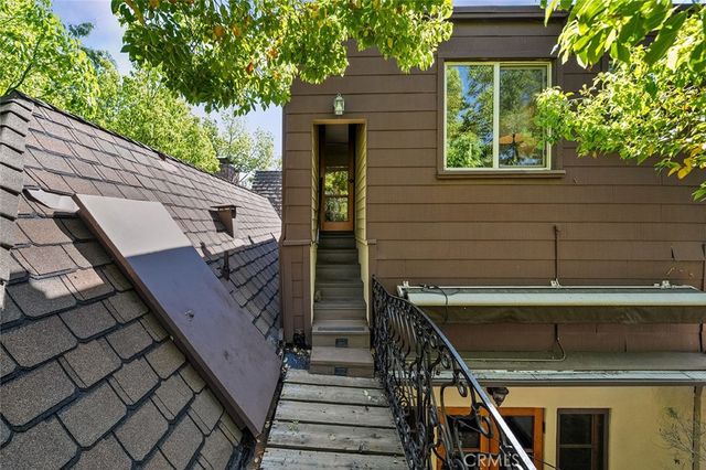 2285 E Orange Grove, Pasadena, CA 91104