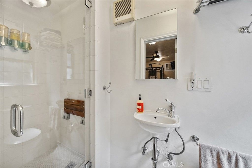 Image 57 of property listing at 2285 E Orange Grove, Pasadena, CA 91104