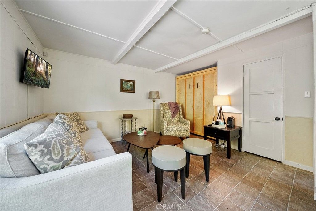 Image 58 of property listing at 2285 E Orange Grove, Pasadena, CA 91104