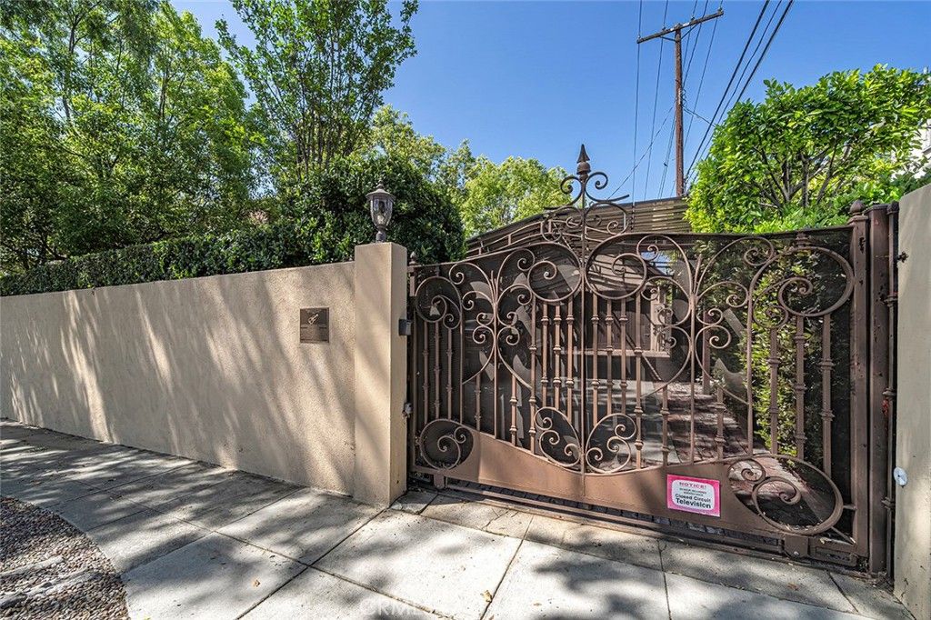 Image 63 of property listing at 2285 E Orange Grove, Pasadena, CA 91104