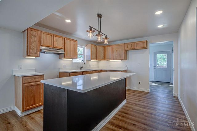 18 Baltimore Avenue, Trenton, OH 45067