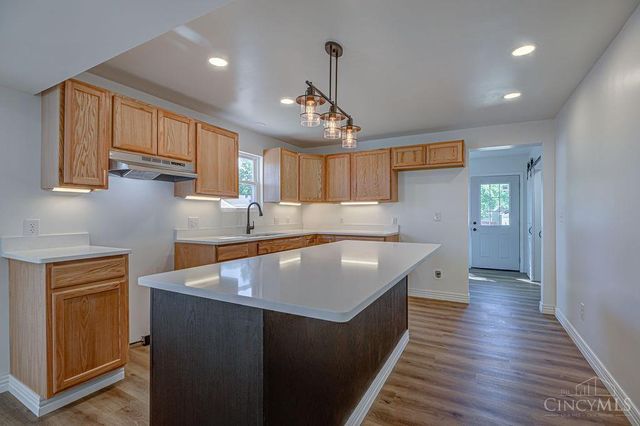 18 Baltimore Avenue, Trenton, OH 45067