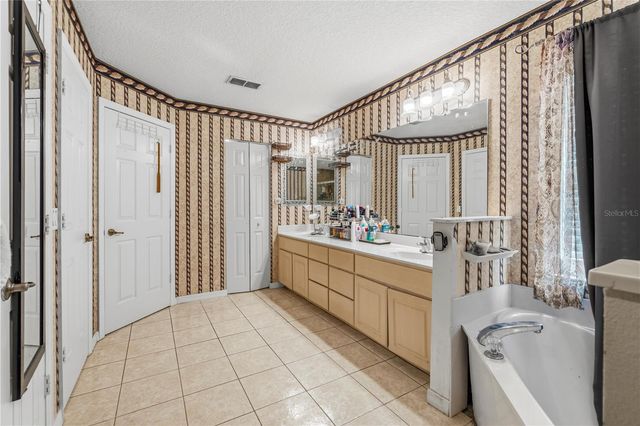 10999 SW 47TH AVENUE, Ocala, FL 34476