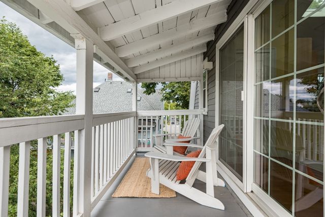11 Varnum St 3, Arlington, MA 02474