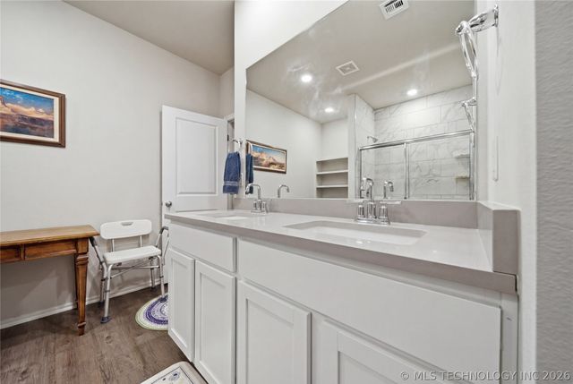 4207 W 4th Street, Skiatook, OK 74070