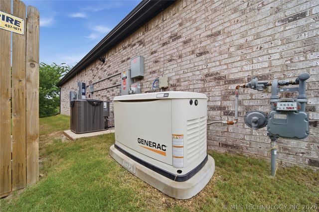 4207 W 4th Street, Skiatook, OK 74070