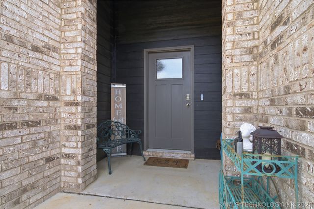 4207 W 4th Street, Skiatook, OK 74070
