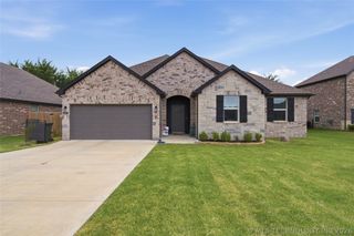 4207 W 4th Street, Skiatook, OK 74070