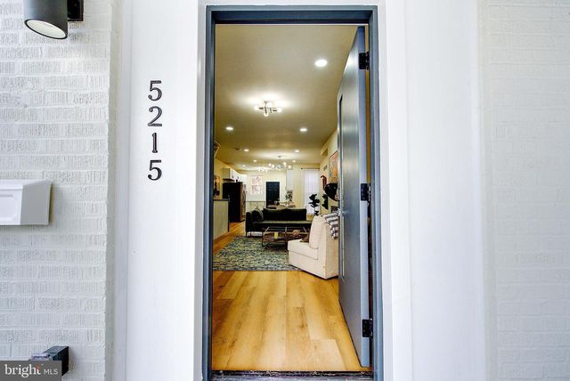 5215 N MARVINE ST, Philadelphia, PA 19141