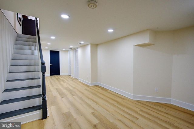 5215 N MARVINE ST, Philadelphia, PA 19141