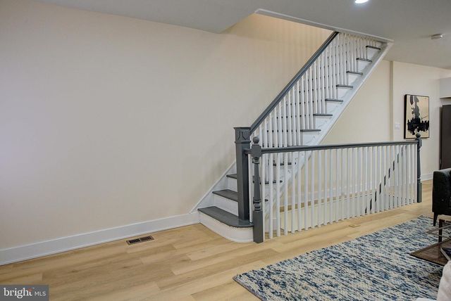 5215 N MARVINE ST, Philadelphia, PA 19141