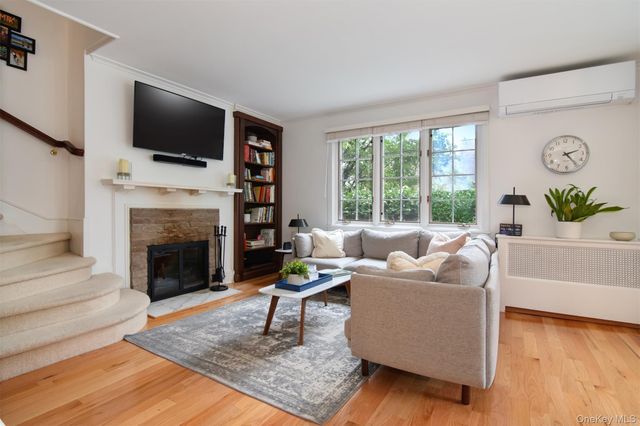 6 Beverly Road, Bronxville, NY 10708