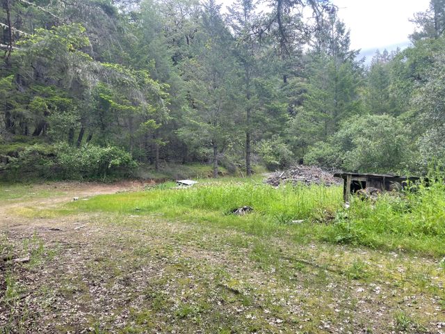 5615 Island Mountian Road, Garberville, CA 95542