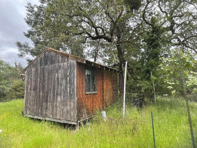 5615 Island Mountian Road, Garberville, CA 95542