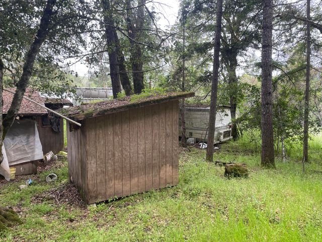 5615 Island Mountian Road, Garberville, CA 95542