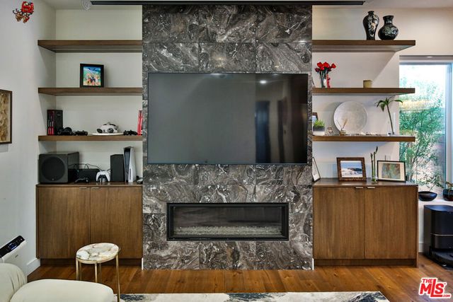 8501 Belford Avenue, Los Angeles, CA 90045