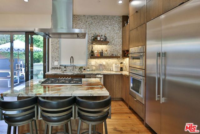 8501 Belford Avenue, Los Angeles, CA 90045