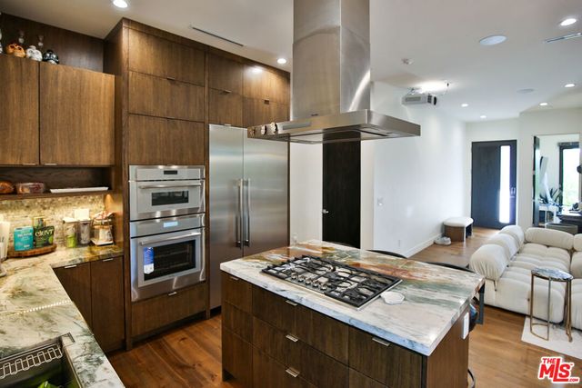 8501 Belford Avenue, Los Angeles, CA 90045