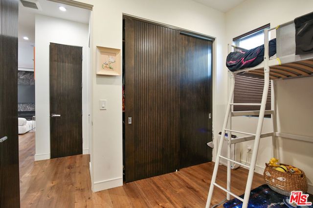 8501 Belford Avenue, Los Angeles, CA 90045
