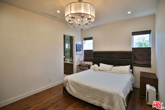 8501 Belford Avenue, Los Angeles, CA 90045