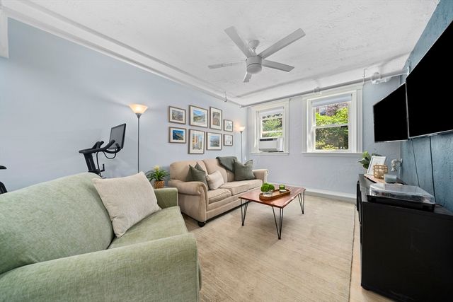 12 James Street B, Brookline, MA 02446