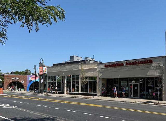 12 James Street B, Brookline, MA 02446