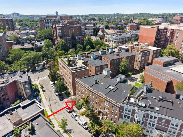 12 James Street B, Brookline, MA 02446