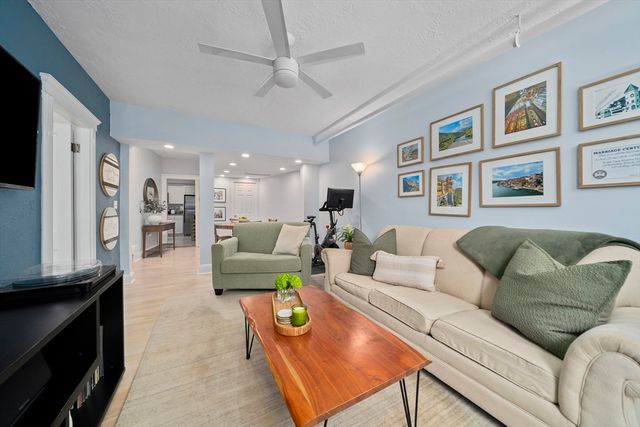 12 James Street B, Brookline, MA 02446