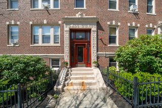 12 James Street B, Brookline, MA 02446