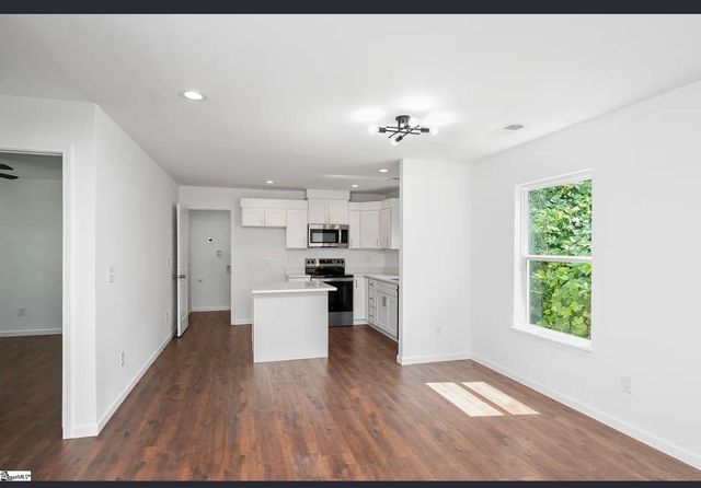 353 St Andrews Street, Spartanburg, SC 29306