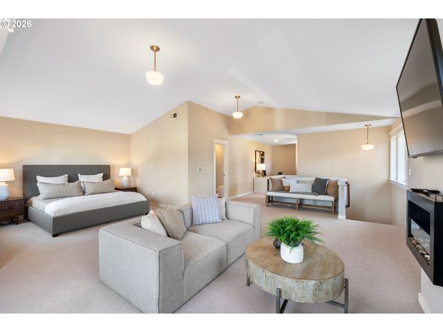 4643 Ne 25TH Ave, Portland, OR 97211