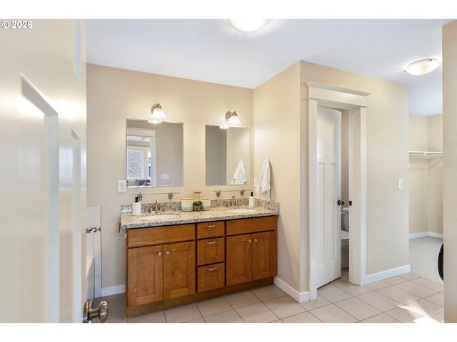 4643 Ne 25TH Ave, Portland, OR 97211