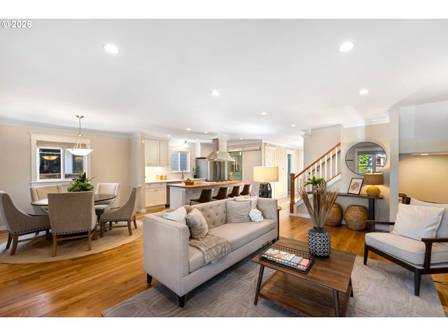 4643 Ne 25TH Ave, Portland, OR 97211
