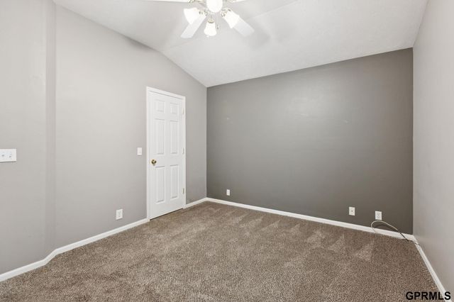 8928 N 78 Avenue Circle, Omaha, NE 68122