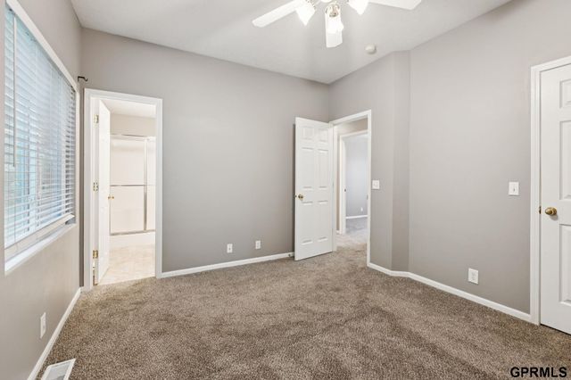 8928 N 78 Avenue Circle, Omaha, NE 68122