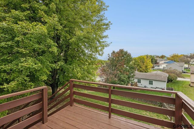 8928 N 78 Avenue Circle, Omaha, NE 68122