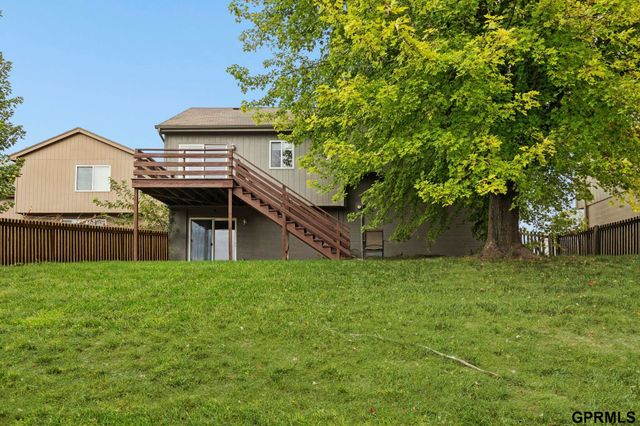 8928 N 78 Avenue Circle, Omaha, NE 68122