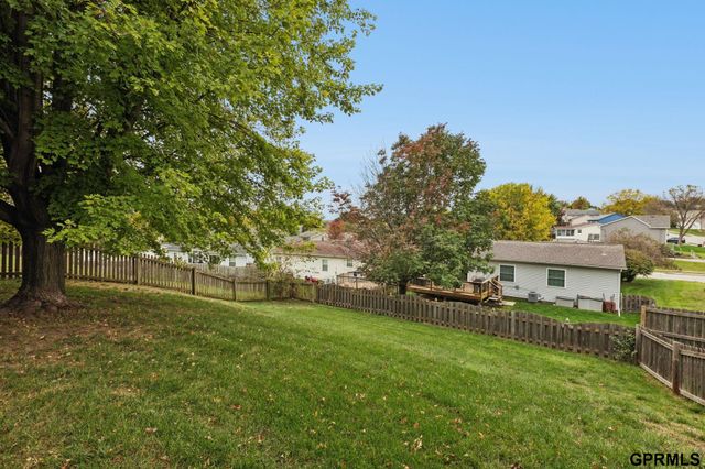 8928 N 78 Avenue Circle, Omaha, NE 68122